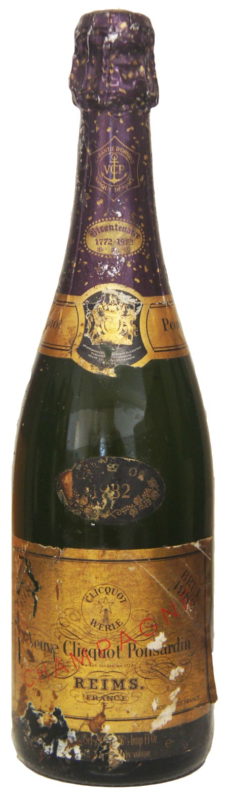 Veuve Clicquot 1982 Ponsardin **Heavily bin soiled and damaged